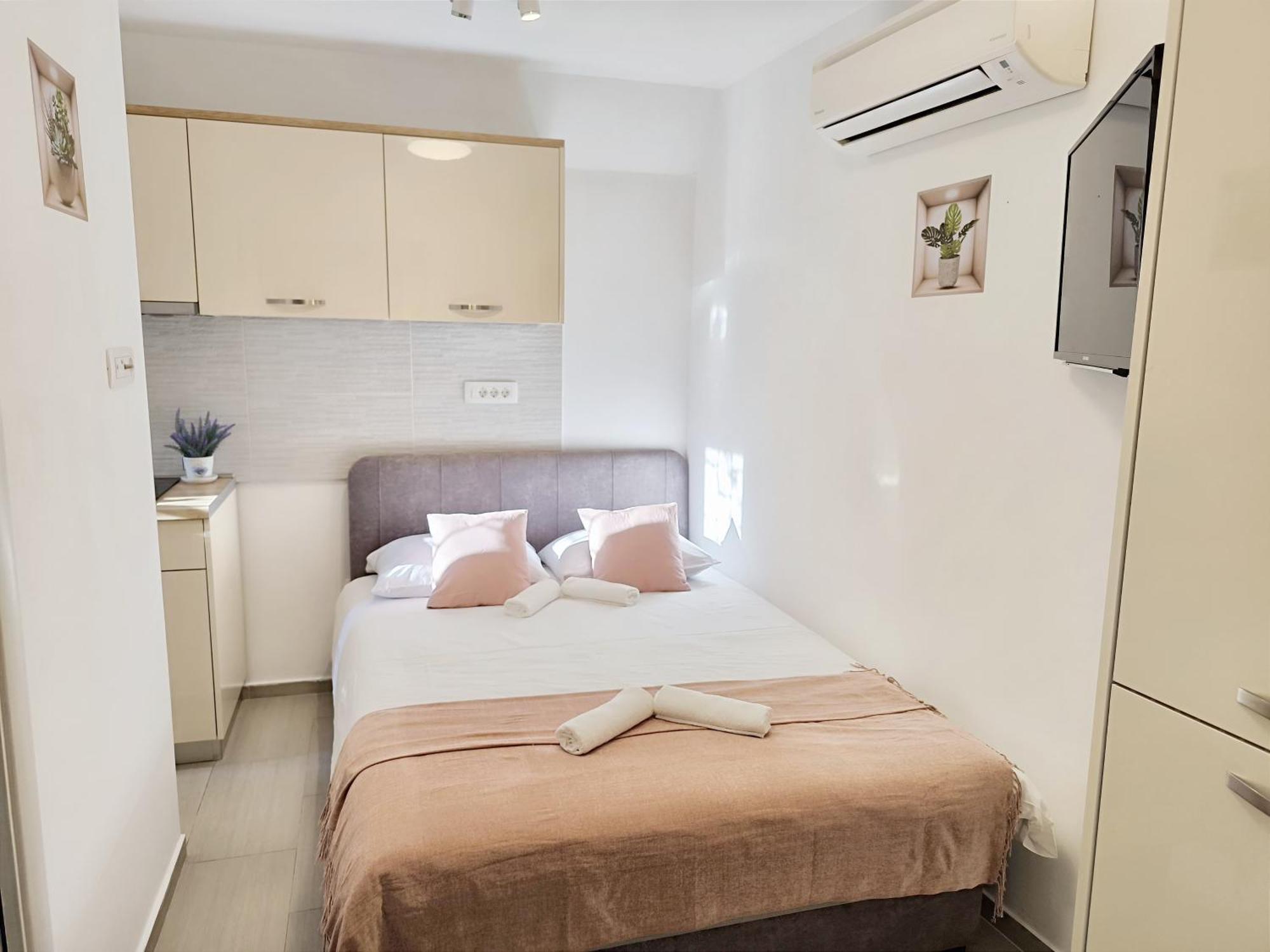 Studio apartment&room Niko Split Buitenkant foto